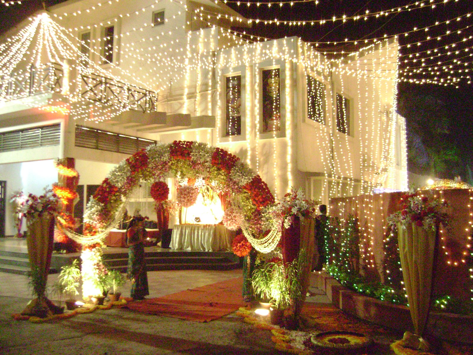 Gate  Decoration