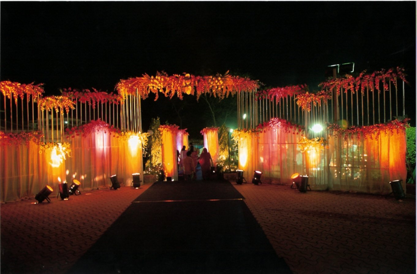 Gate  Decoration